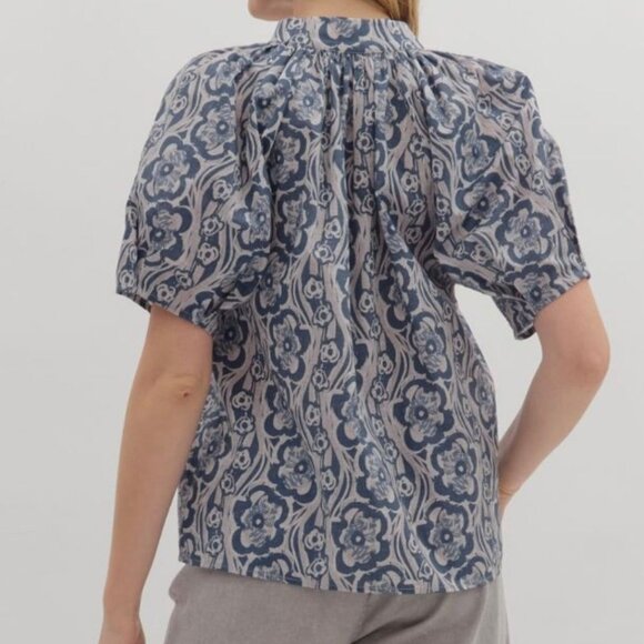 Women's Blue Floral Puff Sleeve Top Entro Size Small - Picture 2 of 2